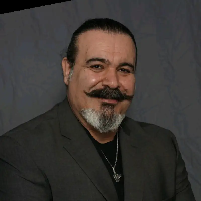 Alireza Arzandeh Financial Specialist Advisor